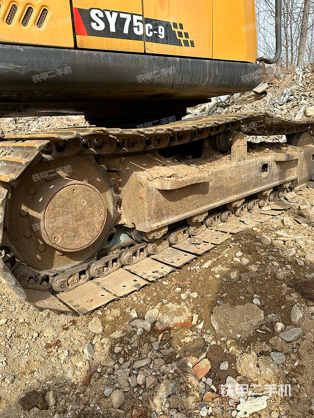 单侧履带整体（整机外观）