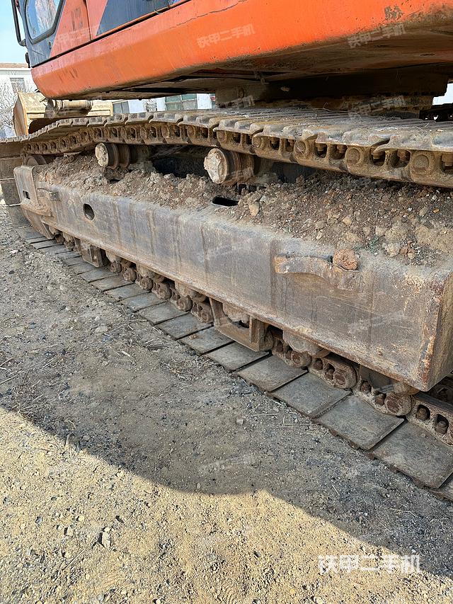 单侧履带整体（整机外观）