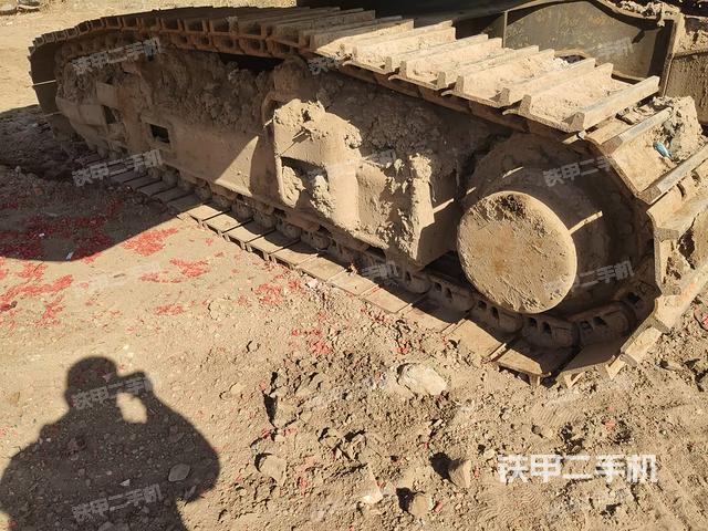 单侧履带整体（整机外观）