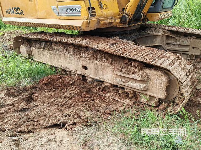 单侧履带整体（整机外观）