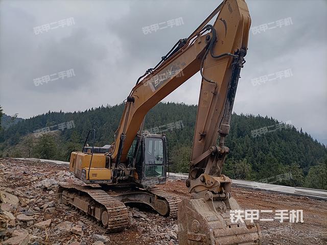 三一重工SY205C-10挖掘机