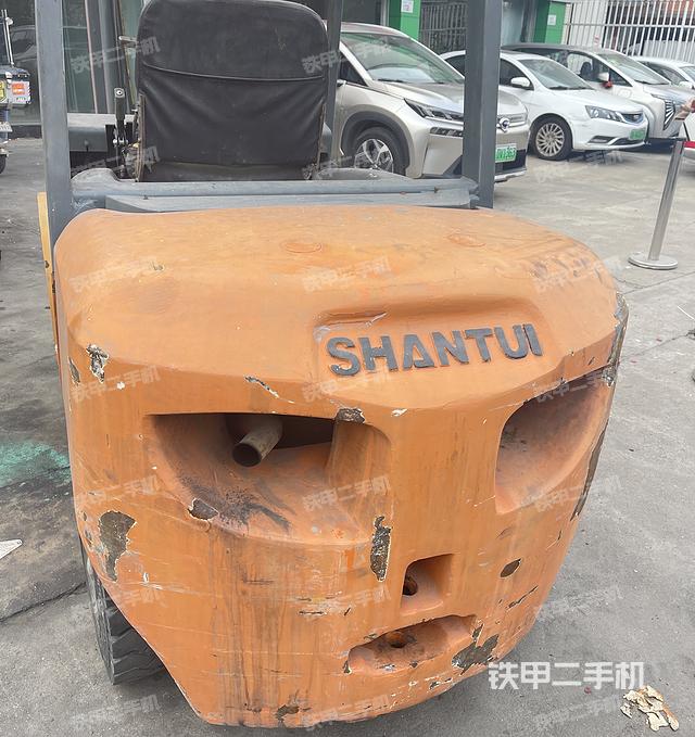 整机右侧（设备外观及核心部件）