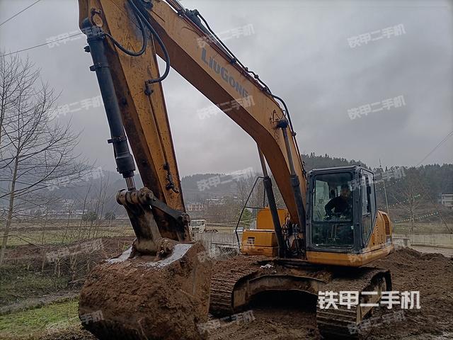 柳工CLG920D挖掘机