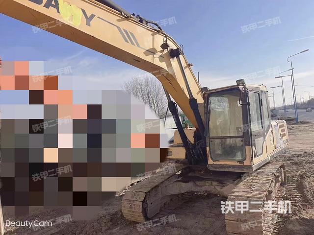 三一重工SY215C挖掘机