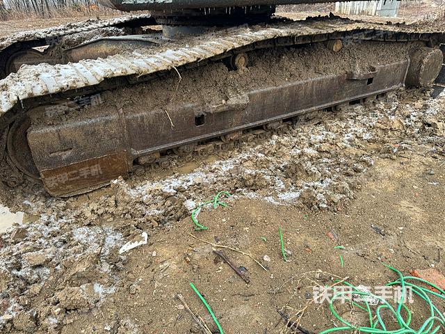 单侧履带整体（整机外观）