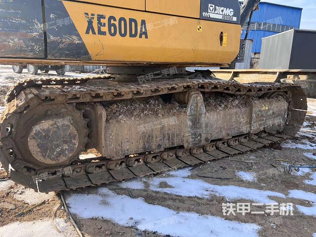 单侧履带整体（整机外观）