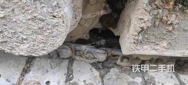 单侧履带整体（整机外观）