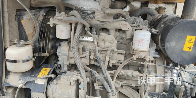 发动机整体俯视（整机外观）