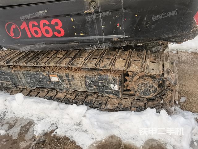 单侧履带整体（整机外观）