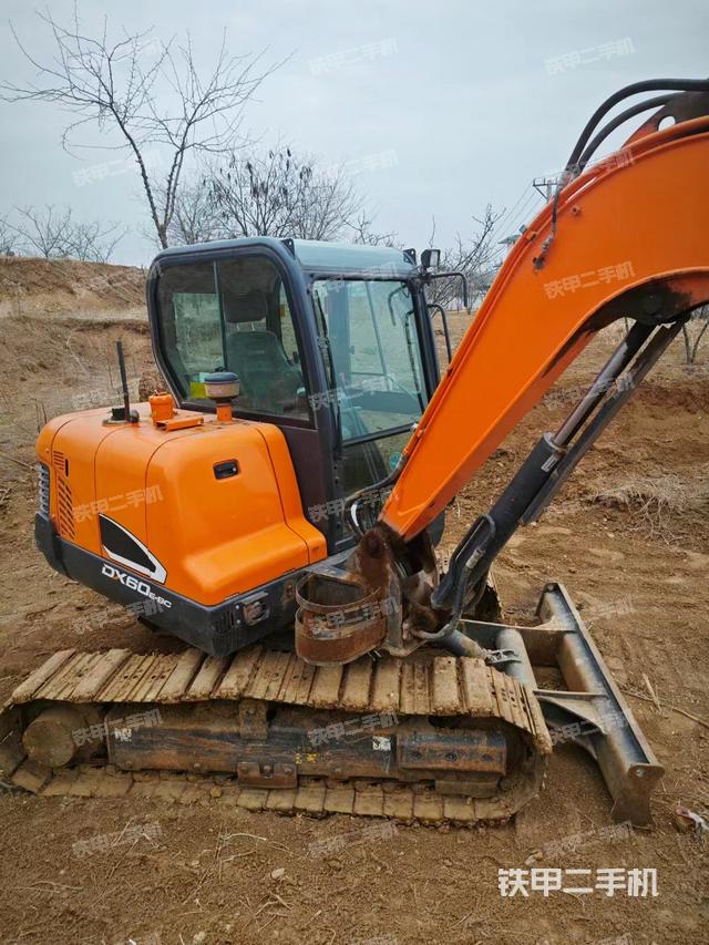 整机右后45°（整机外观）