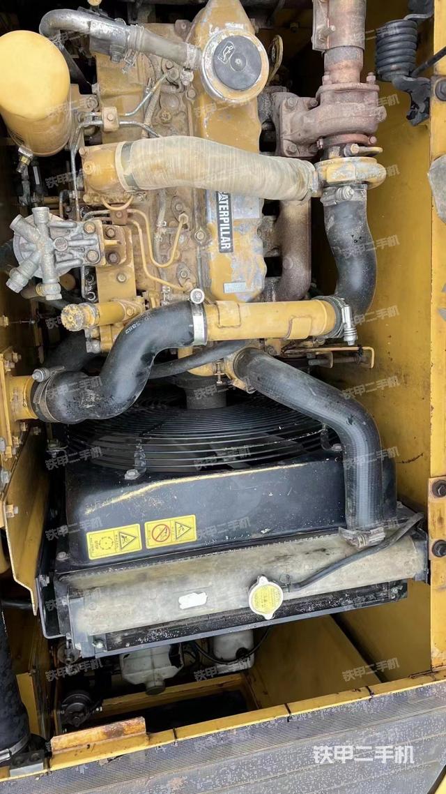 发动机整体俯视（整机外观）