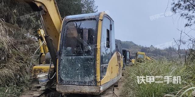 驾驶室整体（整机外观）