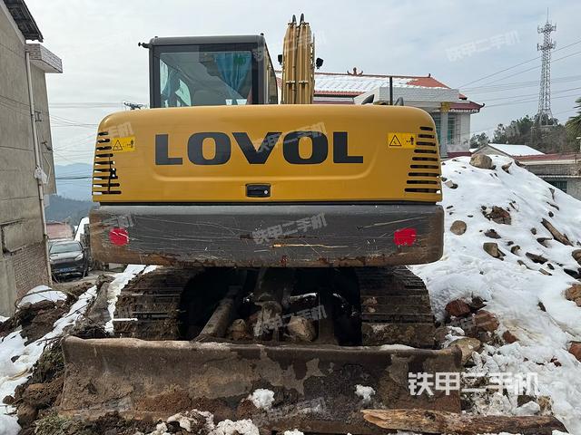 驾驶室顶部（整机外观）