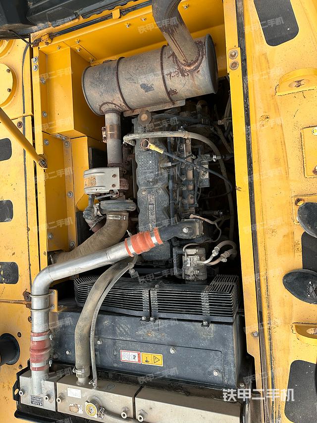 发动机整体俯视（整机外观）