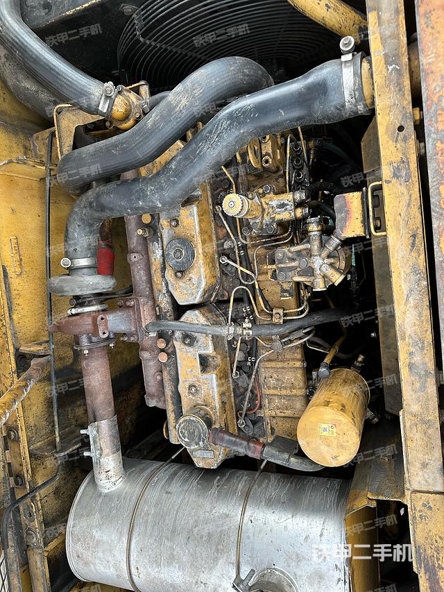 发动机整体俯视（整机外观）