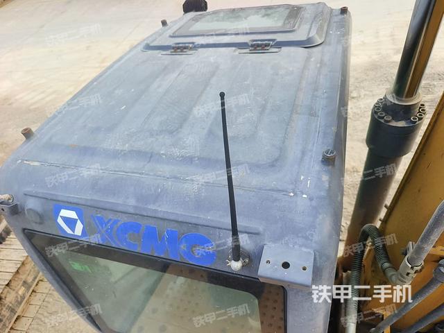 驾驶室顶部（整机外观）