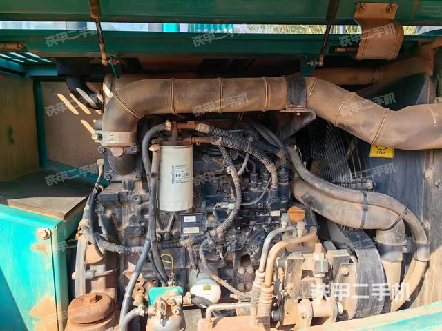 发动机整体俯视（整机外观）