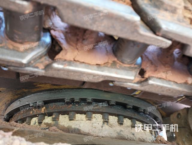 单侧履带整体（整机外观）