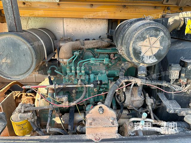 发动机整体俯视（整机外观）