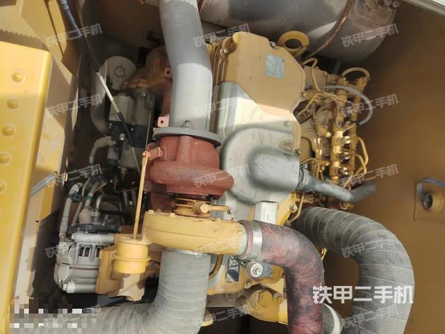 发动机整体俯视（整机外观）