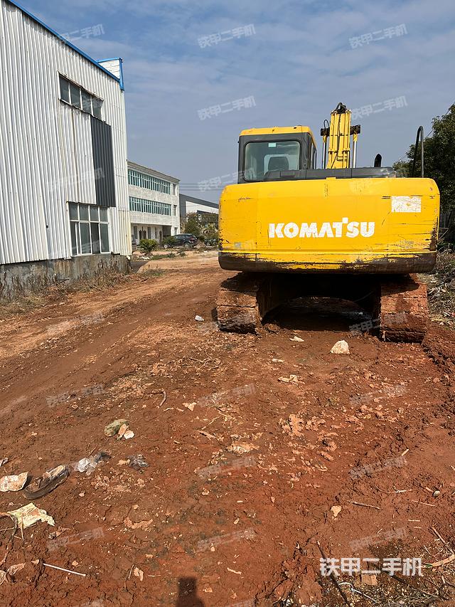 驾驶室顶部（整机外观）