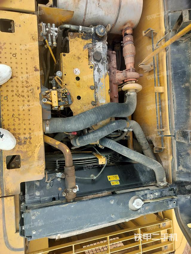 发动机整体俯视（整机外观）