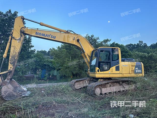 小松PC200-8N1挖掘机