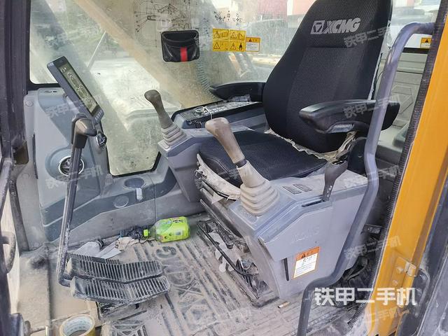 驾驶室整体（整机外观）