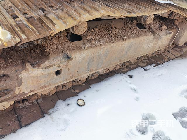 单侧履带整体（整机外观）