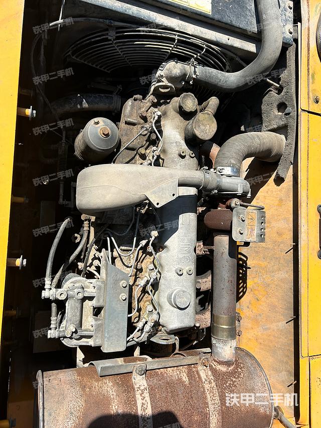 发动机整体俯视（整机外观）