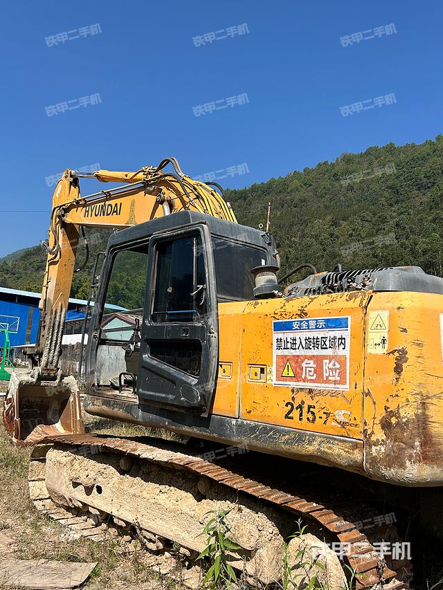 驾驶室整体（整机外观）