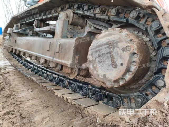 单侧履带整体（整机外观）