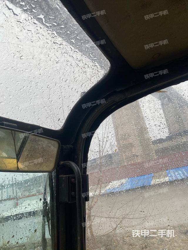 驾驶室整体（整机外观）