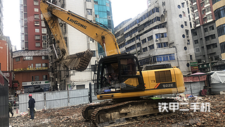 宜昌柳工CLG922E挖掘机实拍图片