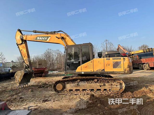 三一重工SY205C挖掘机