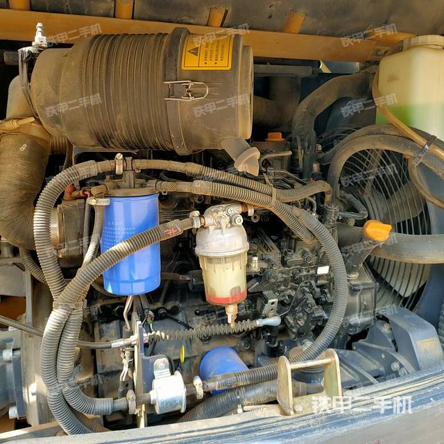 发动机整体俯视（整机外观）