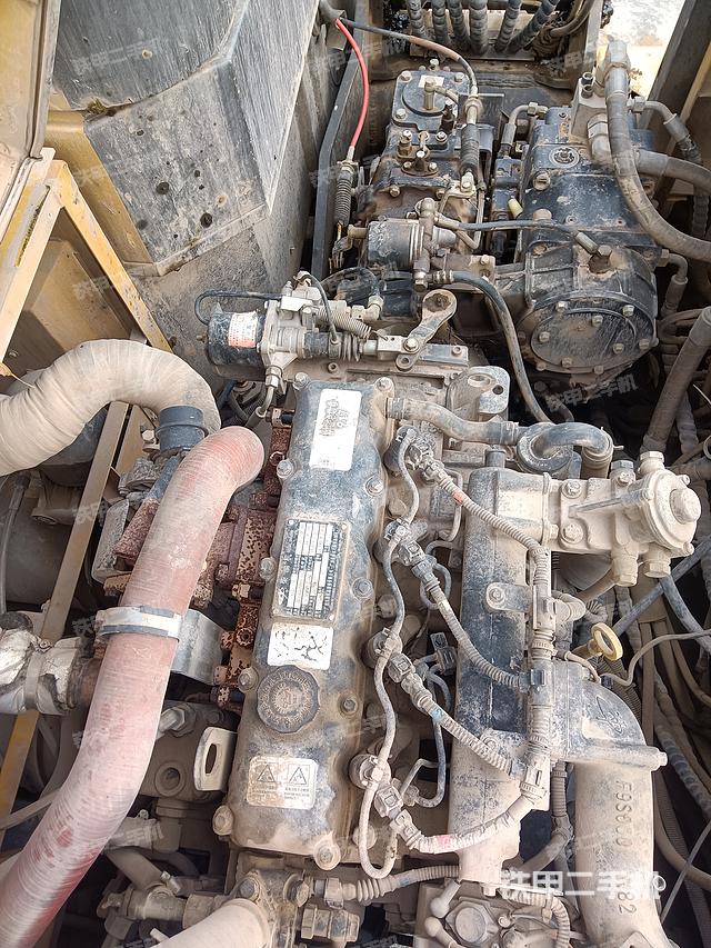 发动机整体俯视（整机外观）