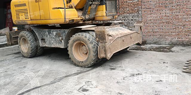 单侧履带整体（整机外观）