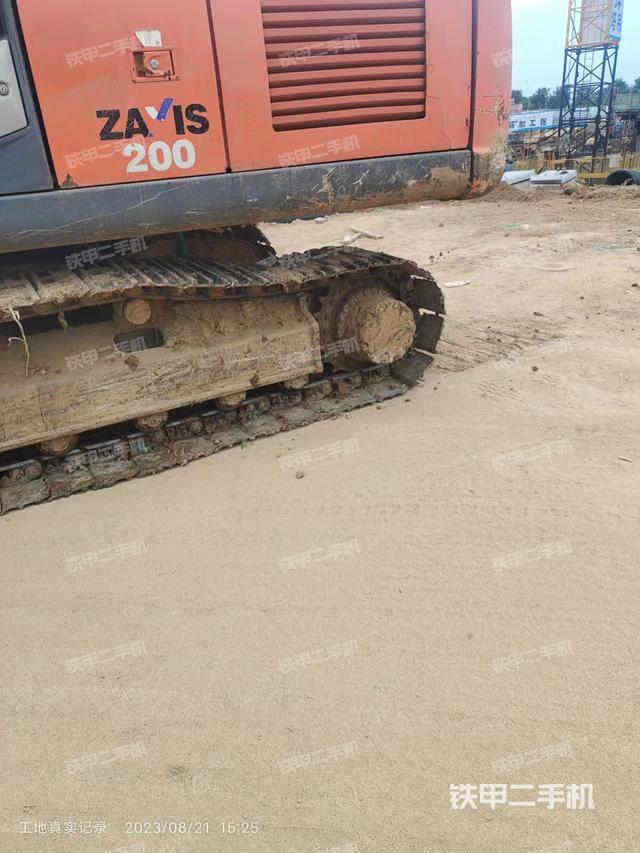 单侧履带整体（整机外观）