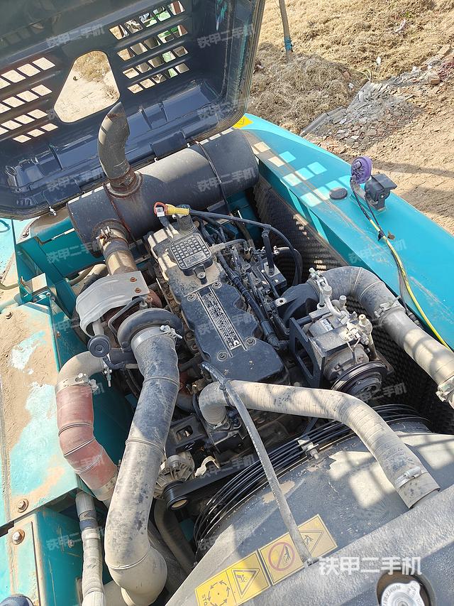 发动机整体俯视（整机外观）