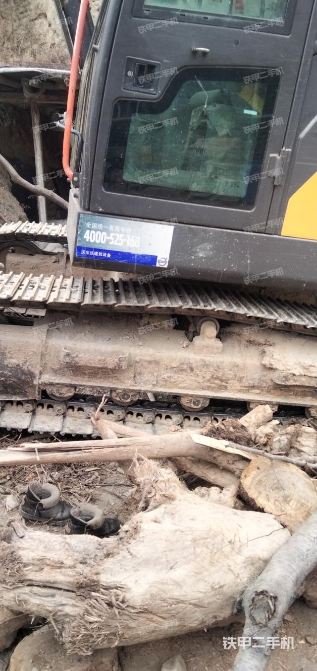 单侧履带整体（整机外观）