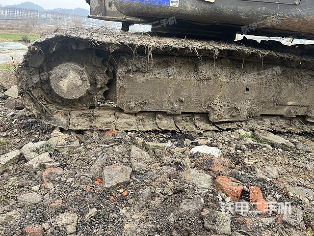 单侧履带整体（整机外观）