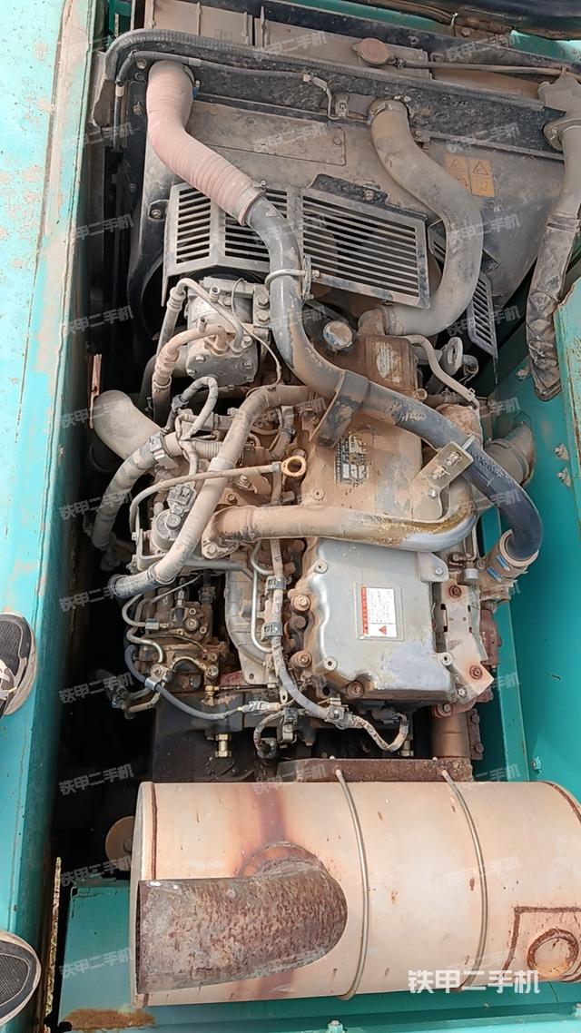 发动机整体俯视（整机外观）