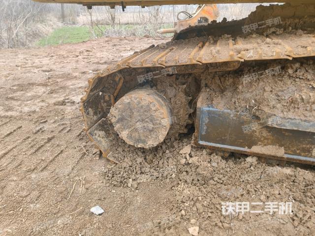 右驱动轮（行走机构）