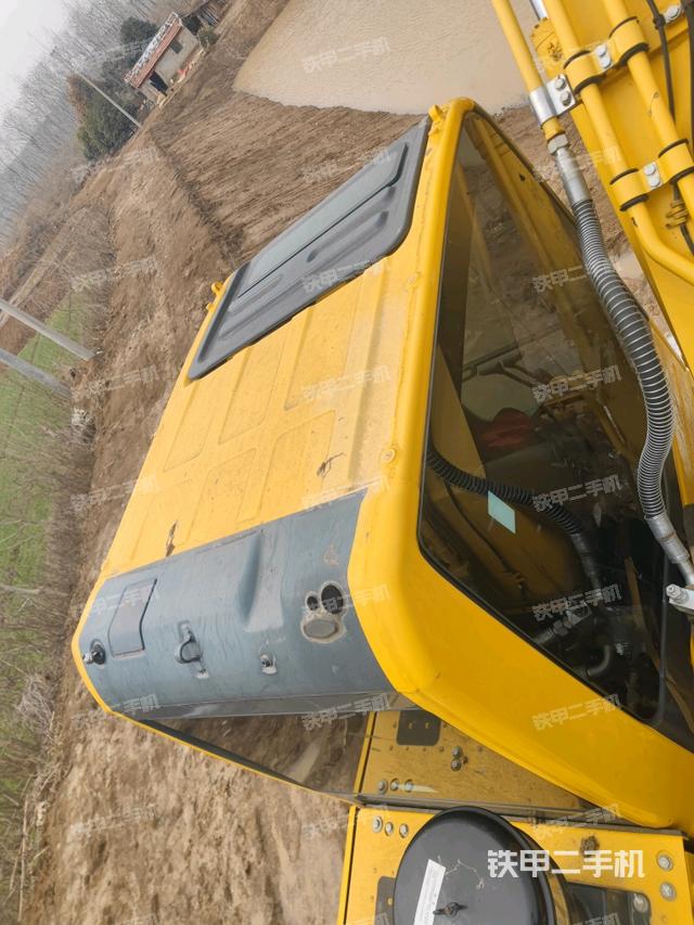 驾驶室顶部俯视（上车部件）