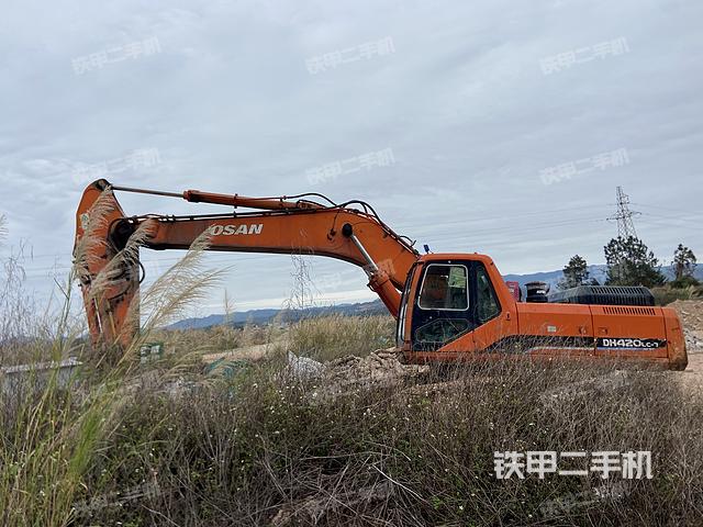 斗山DH370LC-7挖掘机