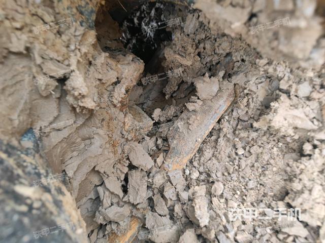 右侧行走马达盖板（行走机构）