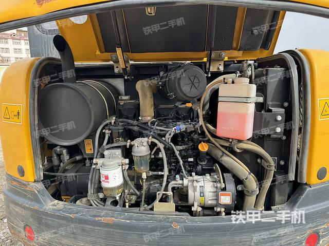 发动机整体俯视（整机外观）