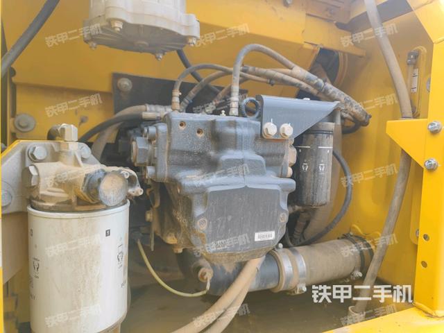 液压泵斜45 左（大件舱室）