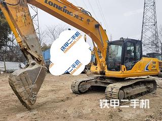 成都龙工LG6225E挖掘机实拍图片